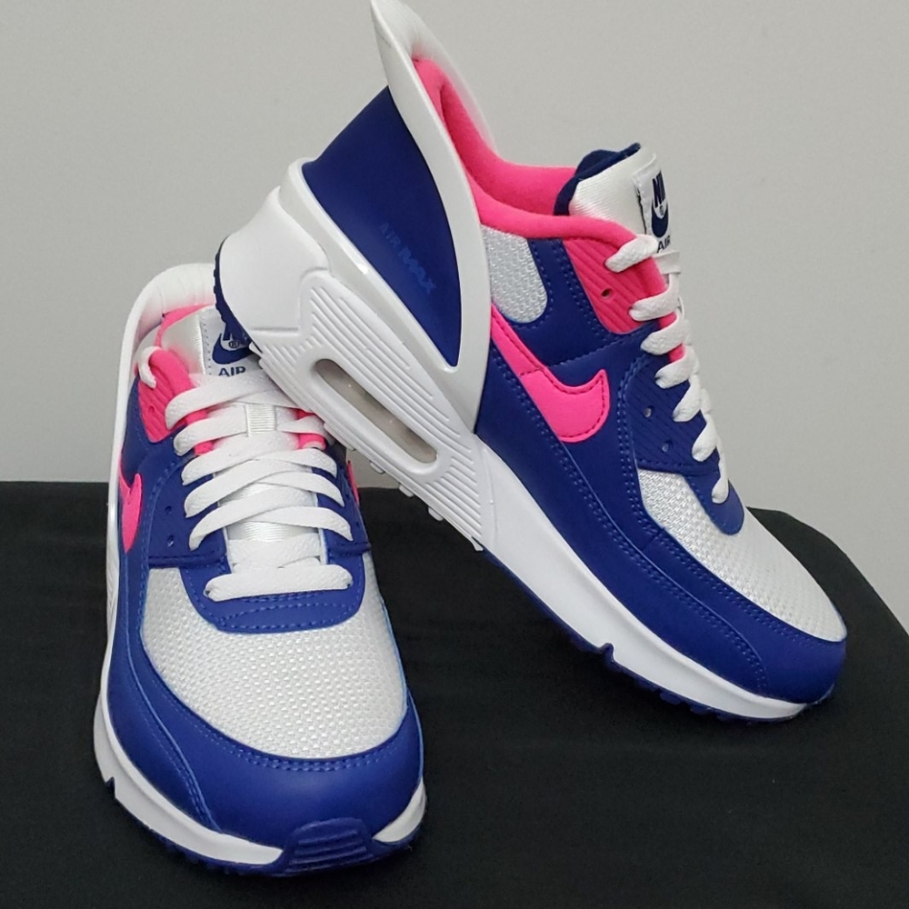 Nike Air Max 90 FlyEase
